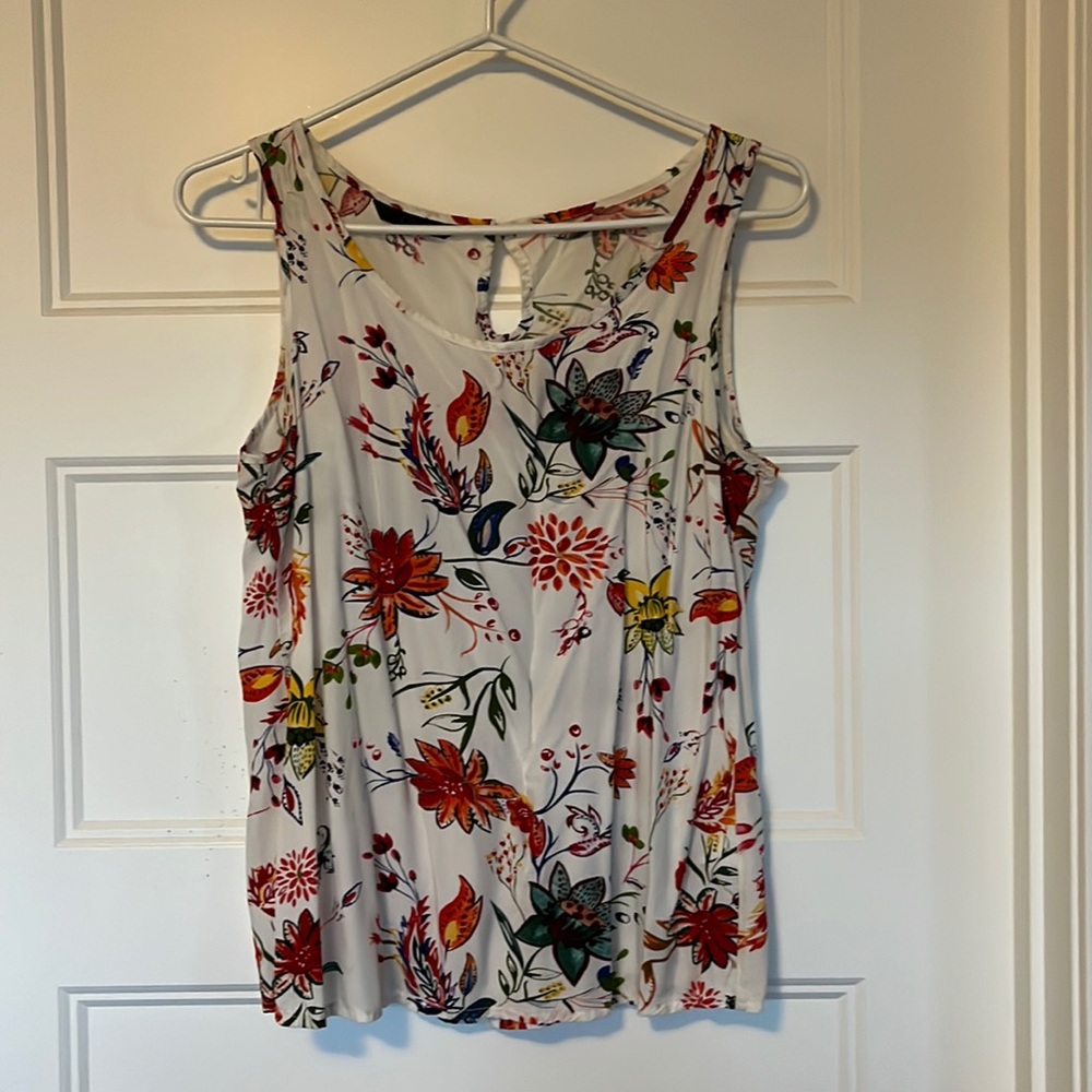 Light weight floral tank
